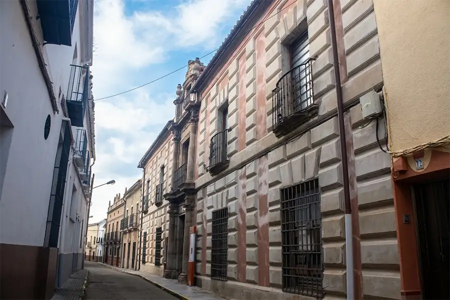 Almadén. Casa Academia de Minas fachada (M. González Nieto)