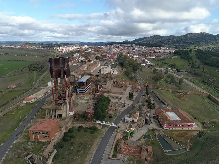 Almadén. Cerco de buitrones. Vista aérea (M. González Nieto)