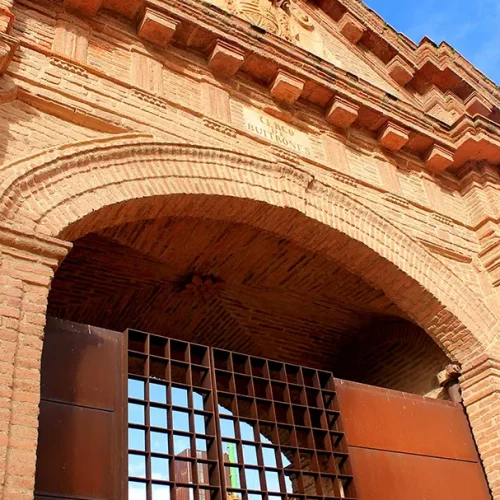 Almadén. Puerta de Carlos IV